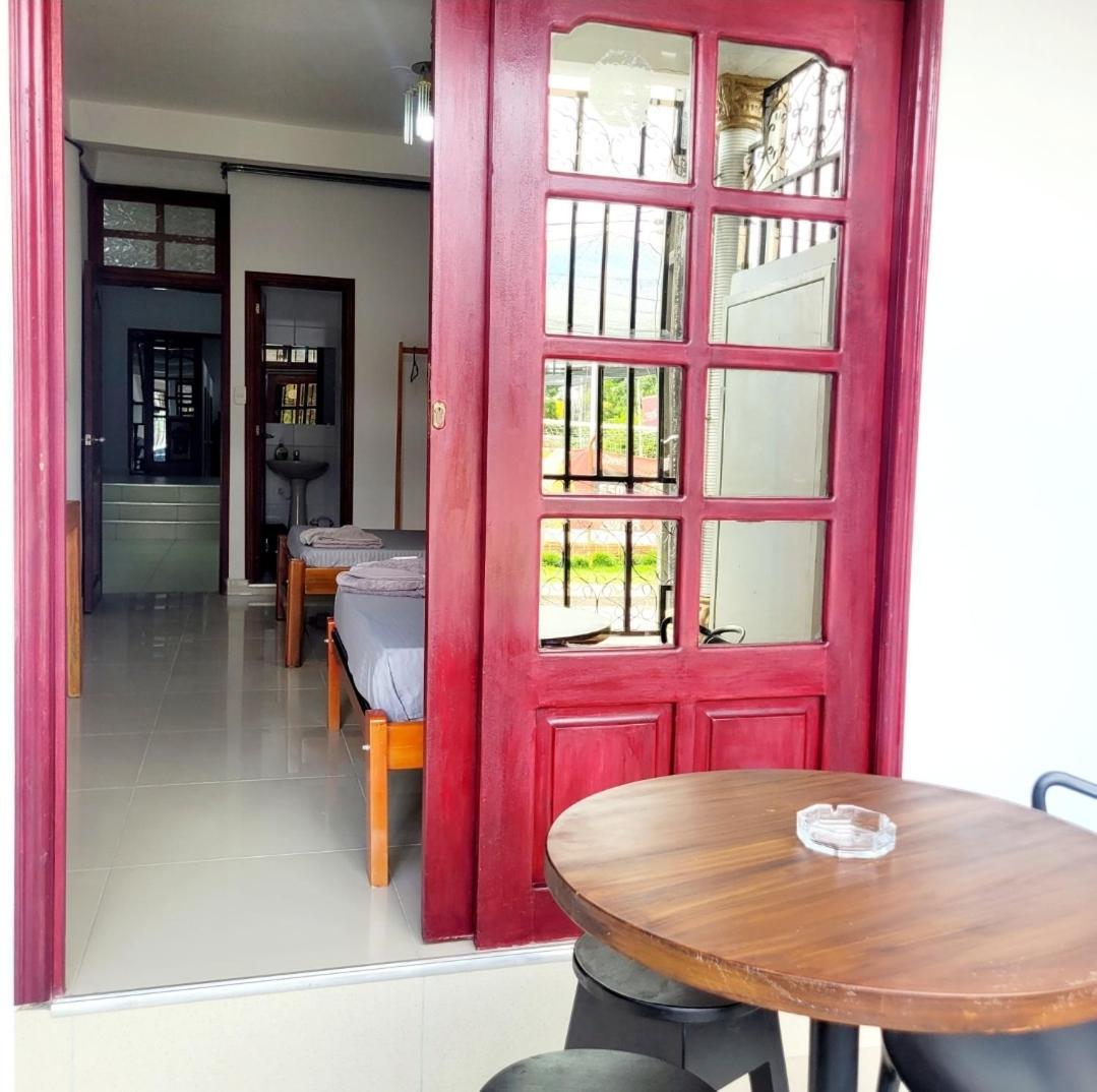 Kanaq Hotel Tours Leticia Buitenkant foto