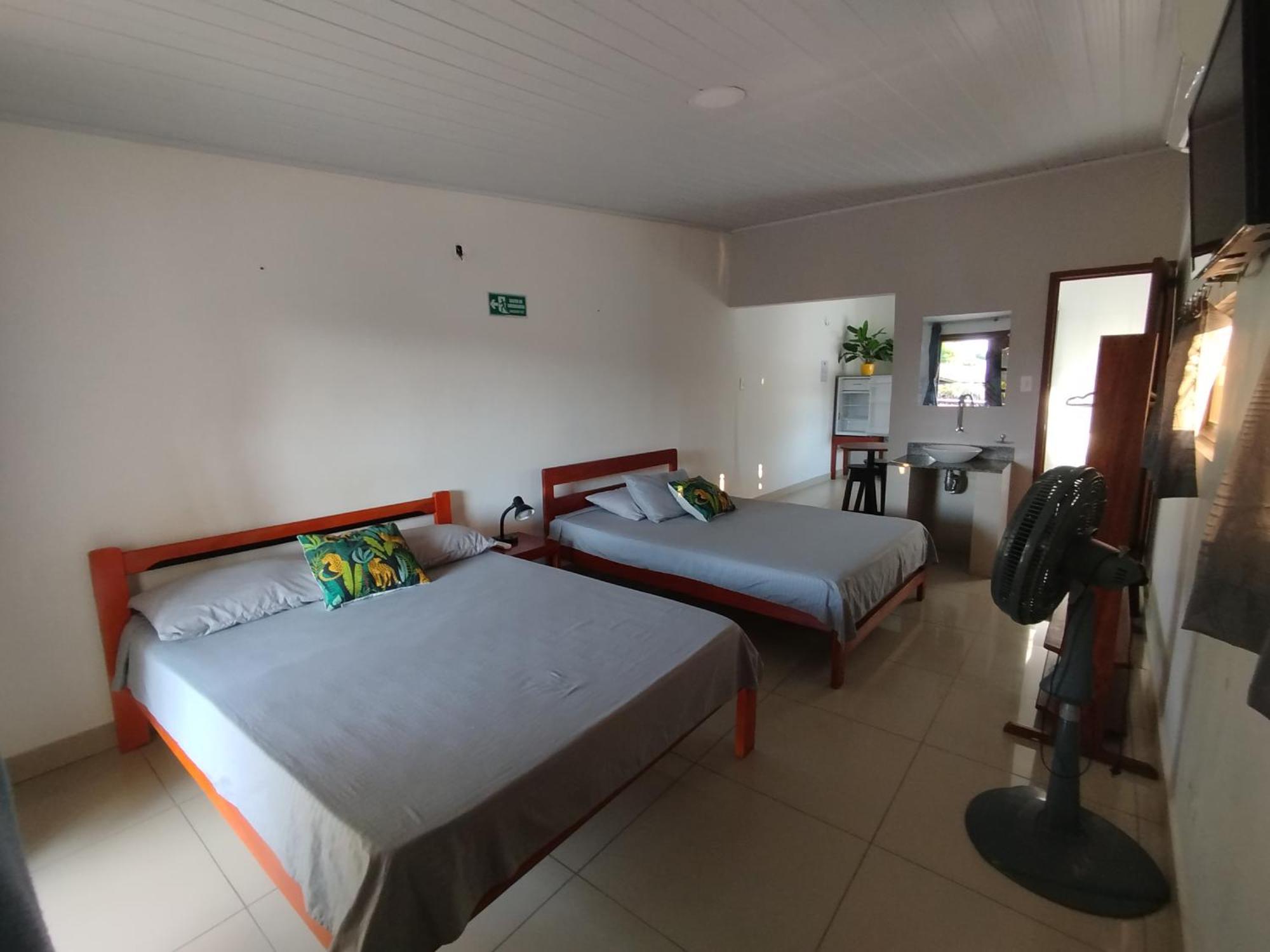 Kanaq Hotel Tours Leticia Buitenkant foto